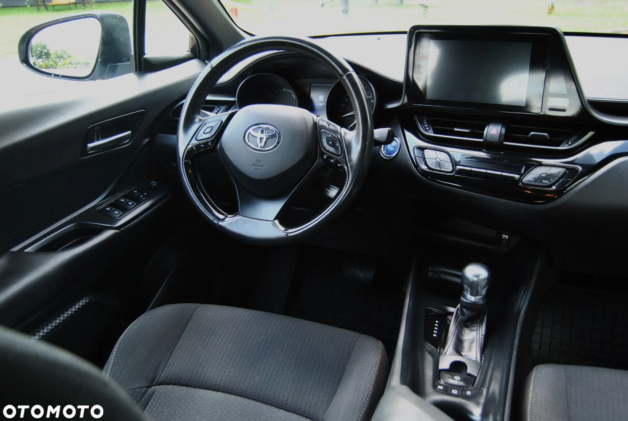 Toyota C-HR 1.8 Hybrid Comfort - 11