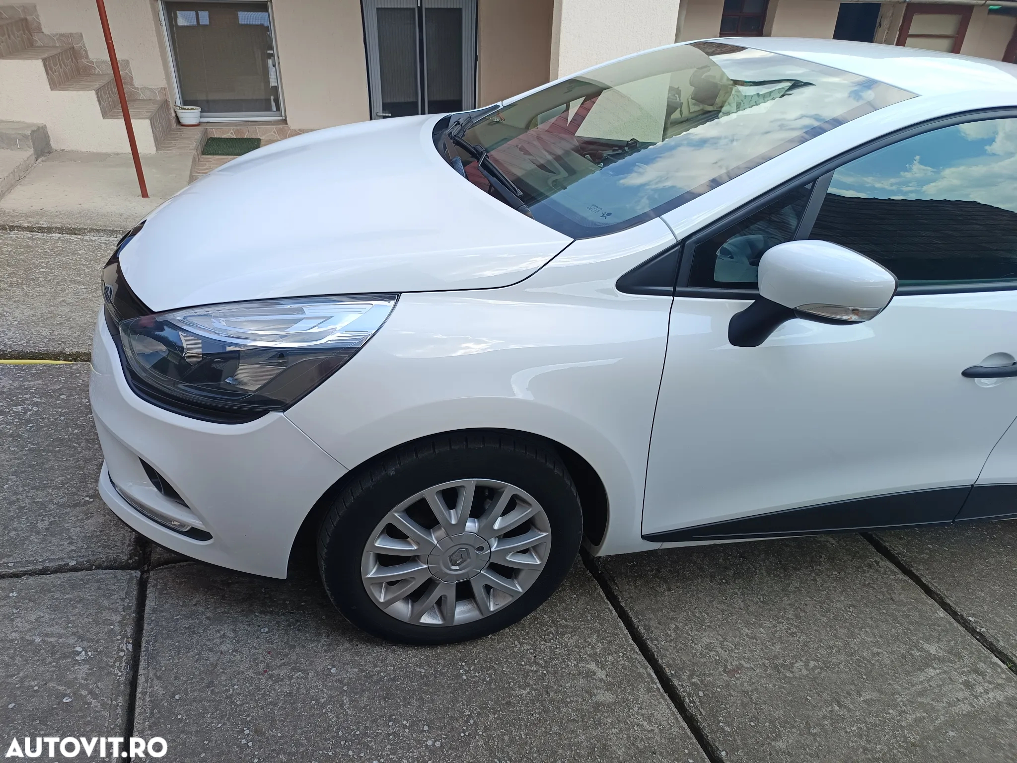 Renault Clio IV TCe Life Evo - 5