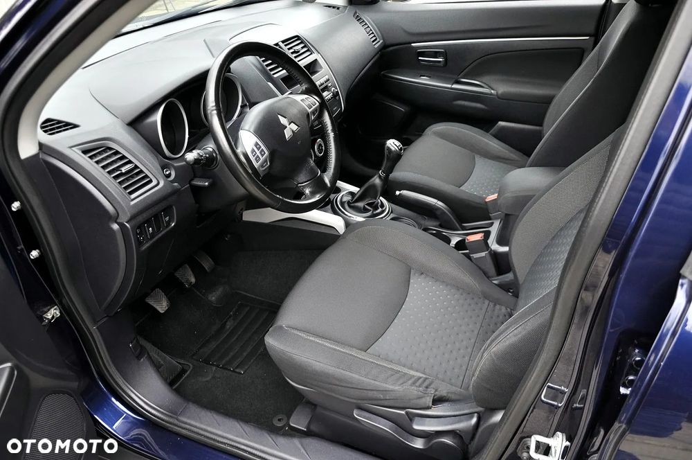 Mitsubishi ASX - 8