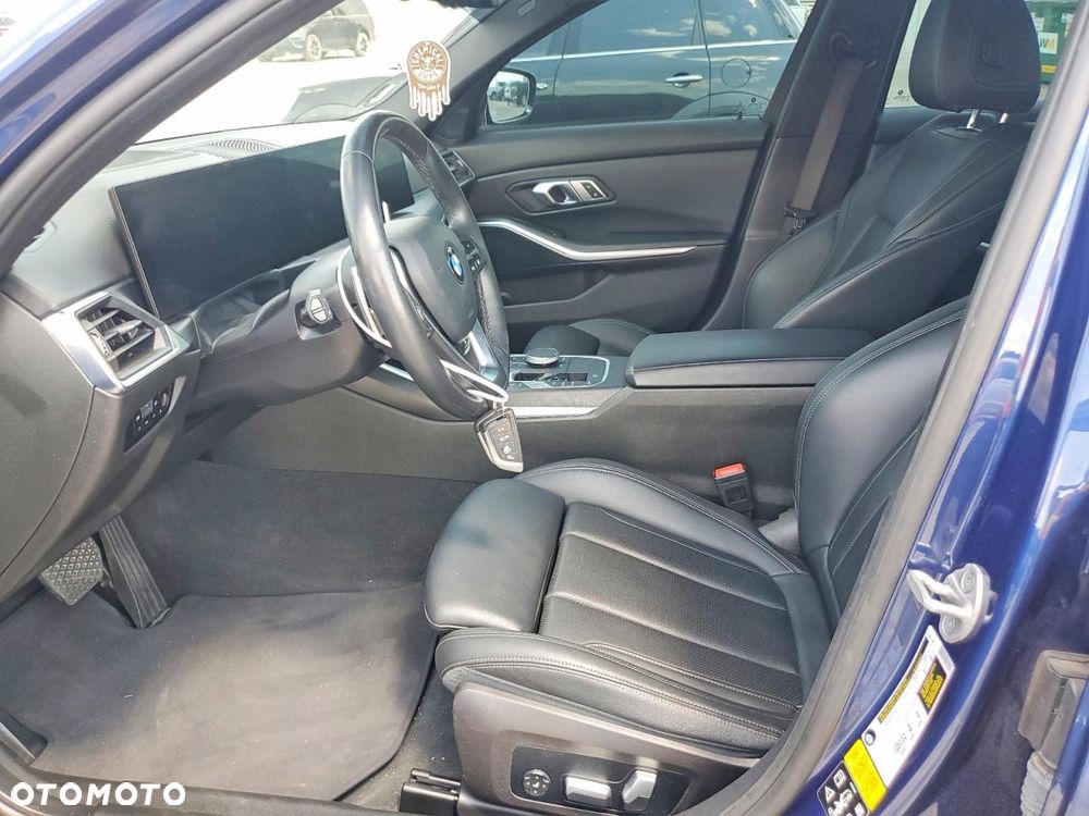 BMW Seria 3 330i xDrive Advantage sport - 6