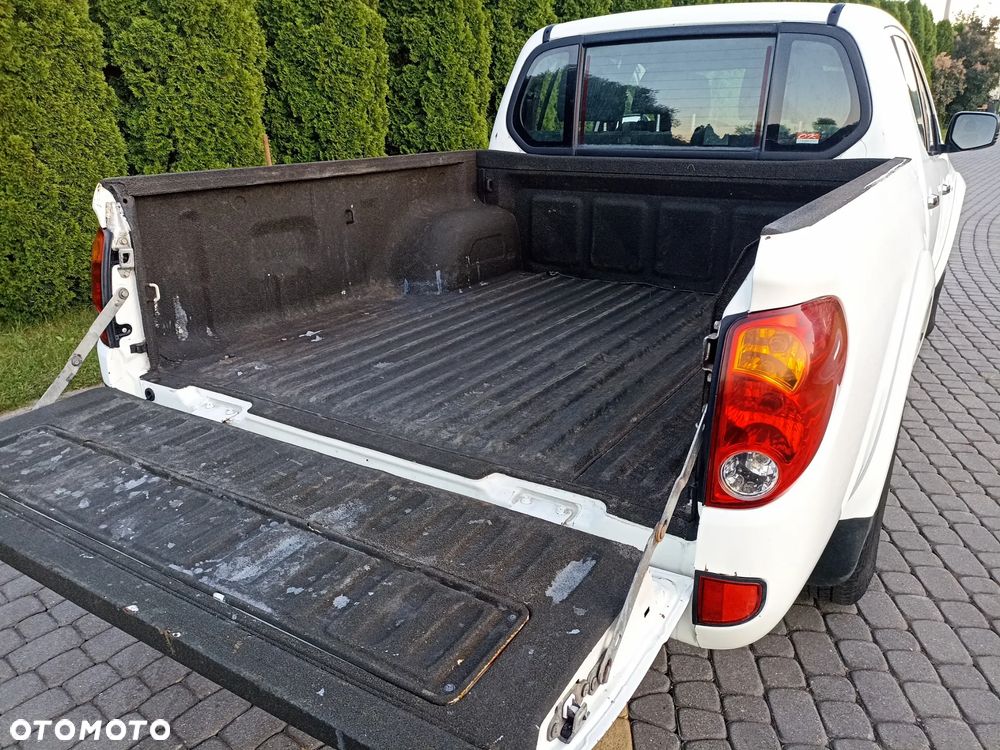 Mitsubishi L200 2.5 DID DC Invite AC - 4