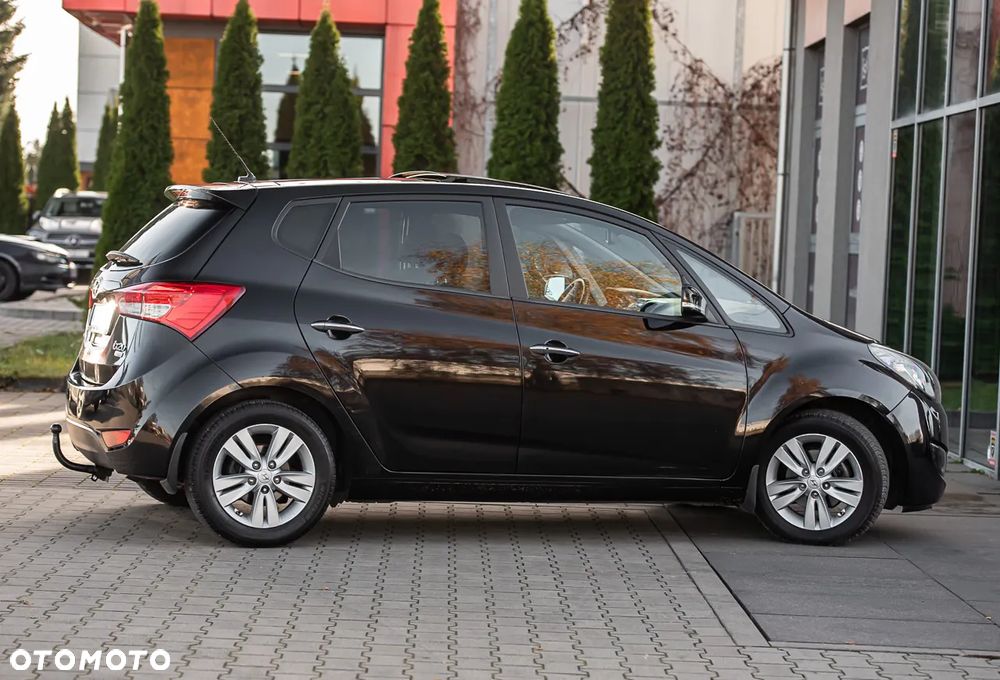 Hyundai ix20 1.6 CRDi blue YES Gold - 13