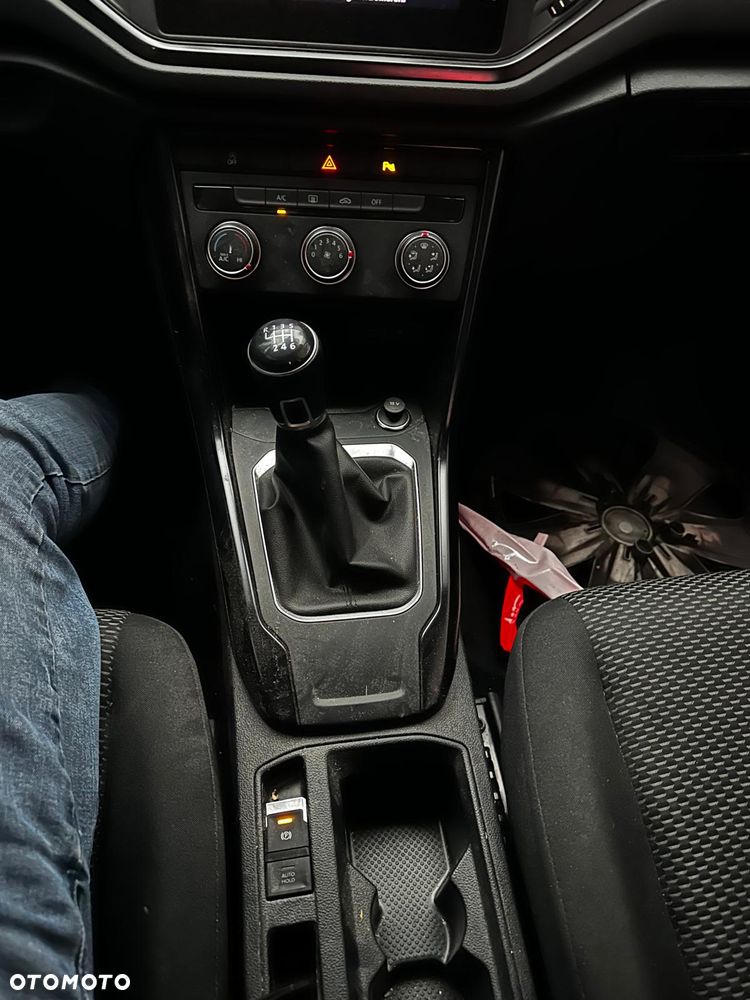 Volkswagen T-Roc 1.0 TSI OPF Style - 9