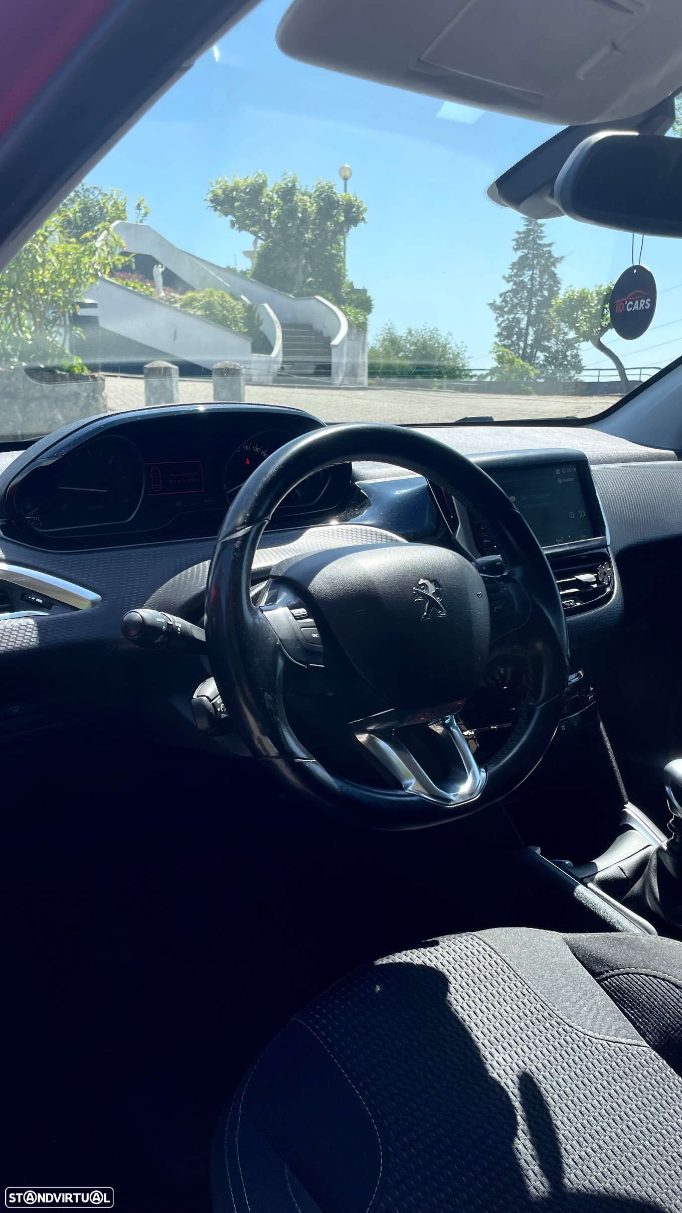 Peugeot 208 1.5 BlueHDi Allure - 8