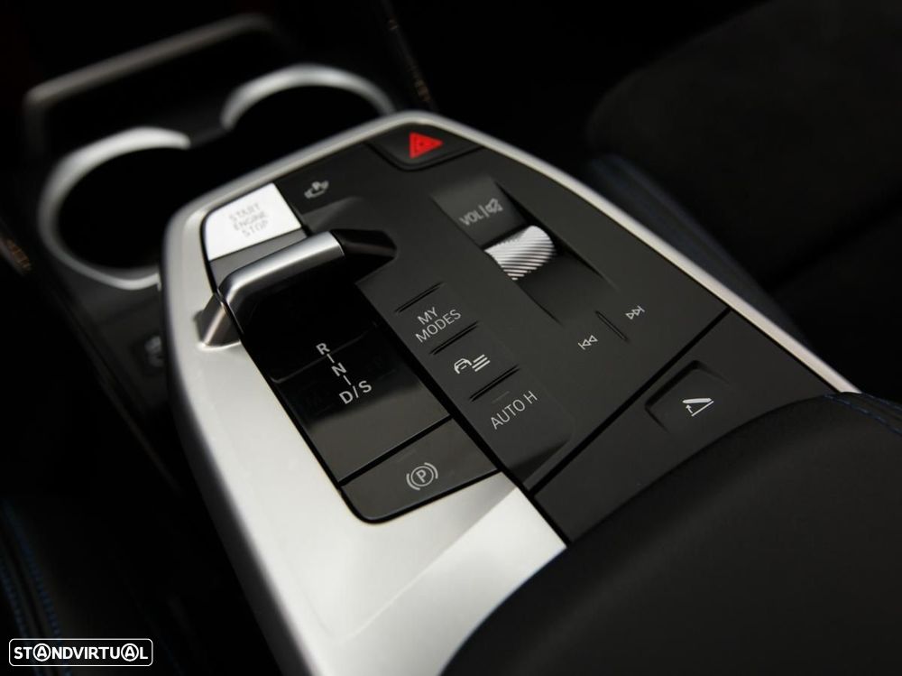 BMW X1 xDrive25e Pack Desportivo M - 16