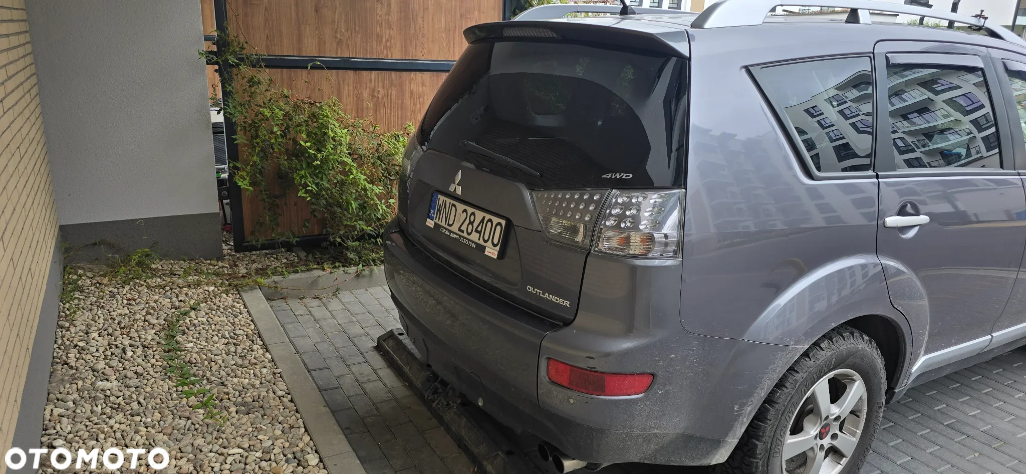 Mitsubishi Outlander 2.2 DID Instyle - 4