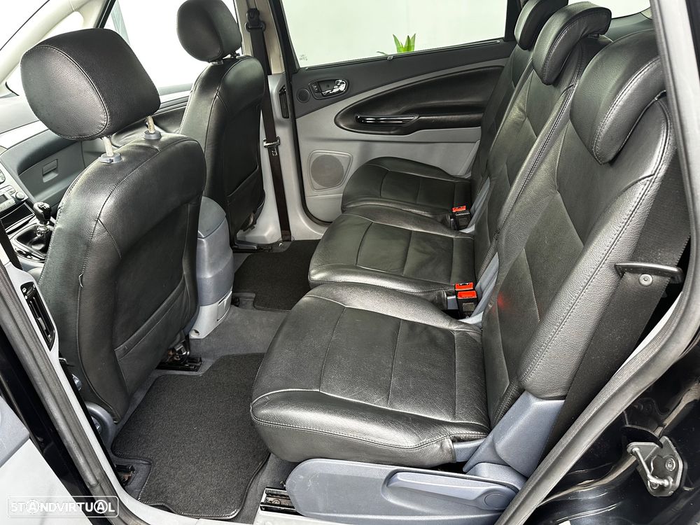 Ford S-Max 1.8 TDCi Titanium 7L - 28