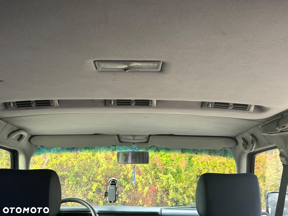 Volkswagen Caravelle Basis - 10