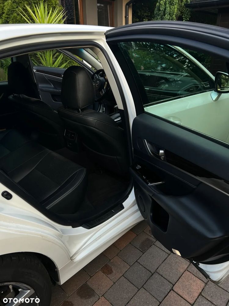 Lexus GS 200t / 300 Elegance - 16