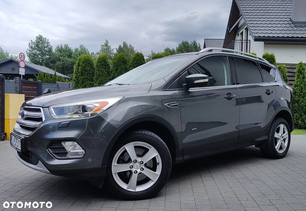 Ford Kuga 2.0 TDCi 4x4 Titanium - 36