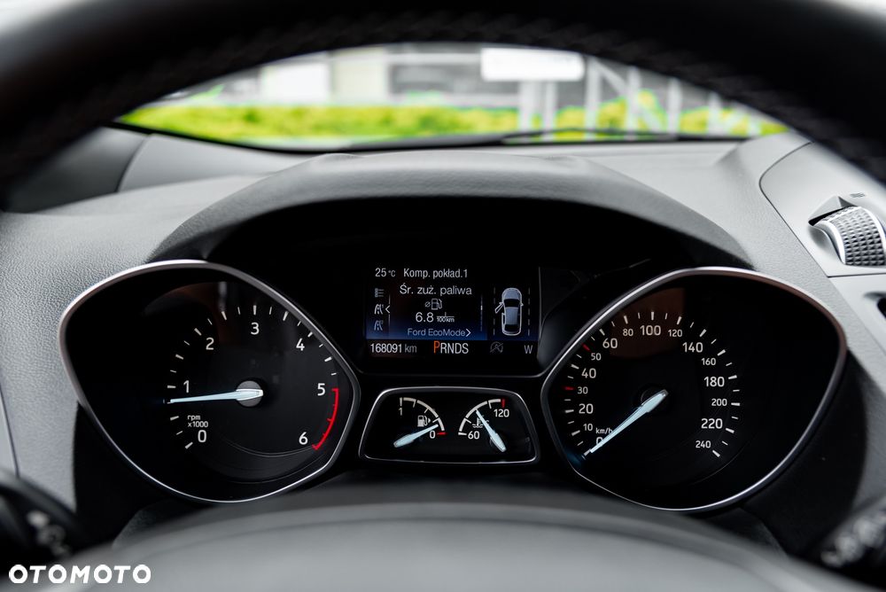 Ford Kuga 2.0 TDCi 4x4 ST-Line - 26