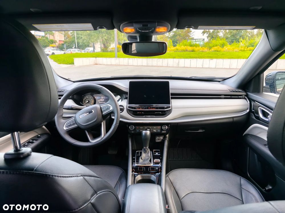 Jeep Compass - 10