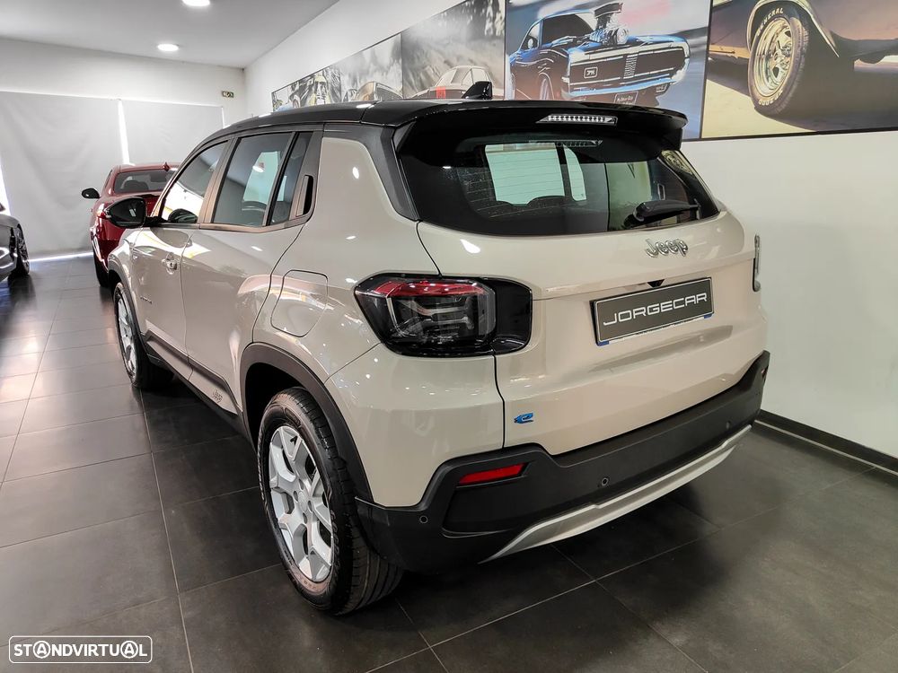 Jeep Avenger 54 kWh Altitude - 19
