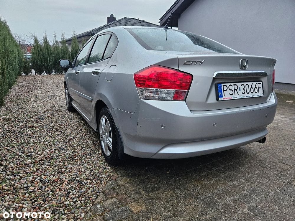 Honda City 1.4 Comfort - 4