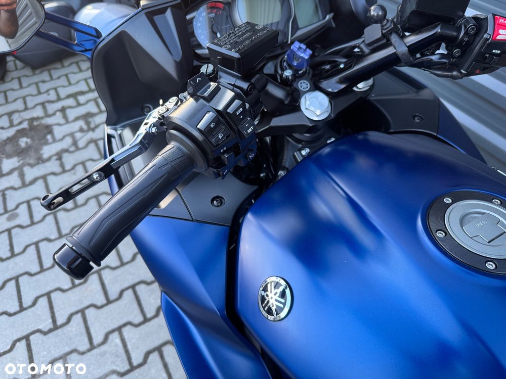 Yamaha FJR - 22