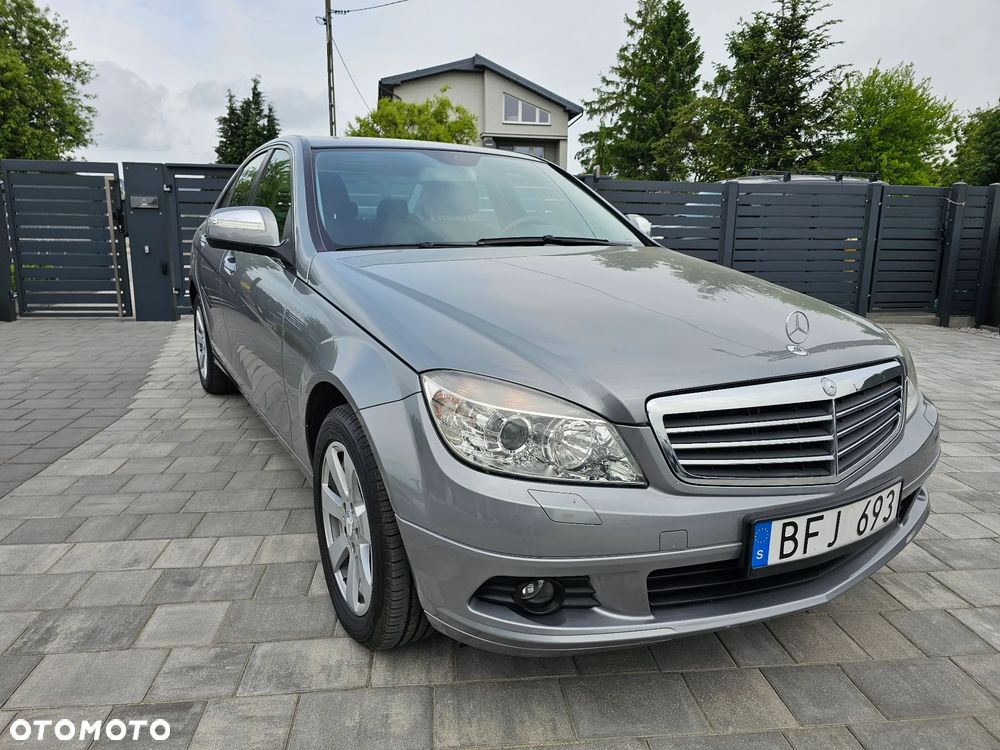 Mercedes-Benz Klasa C 180 Kompressor Automatik Avantgarde - 24