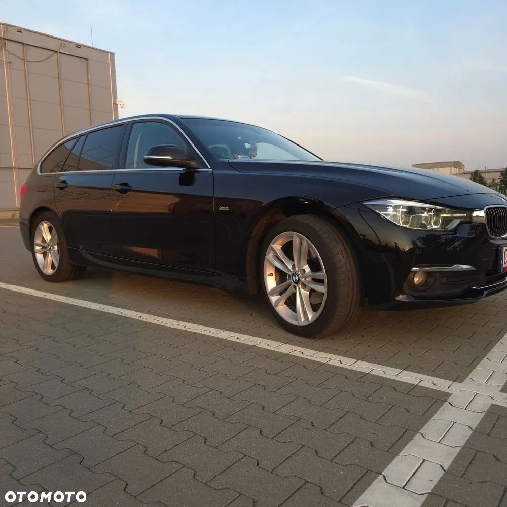 BMW Seria 3 320d Luxury Line - 1