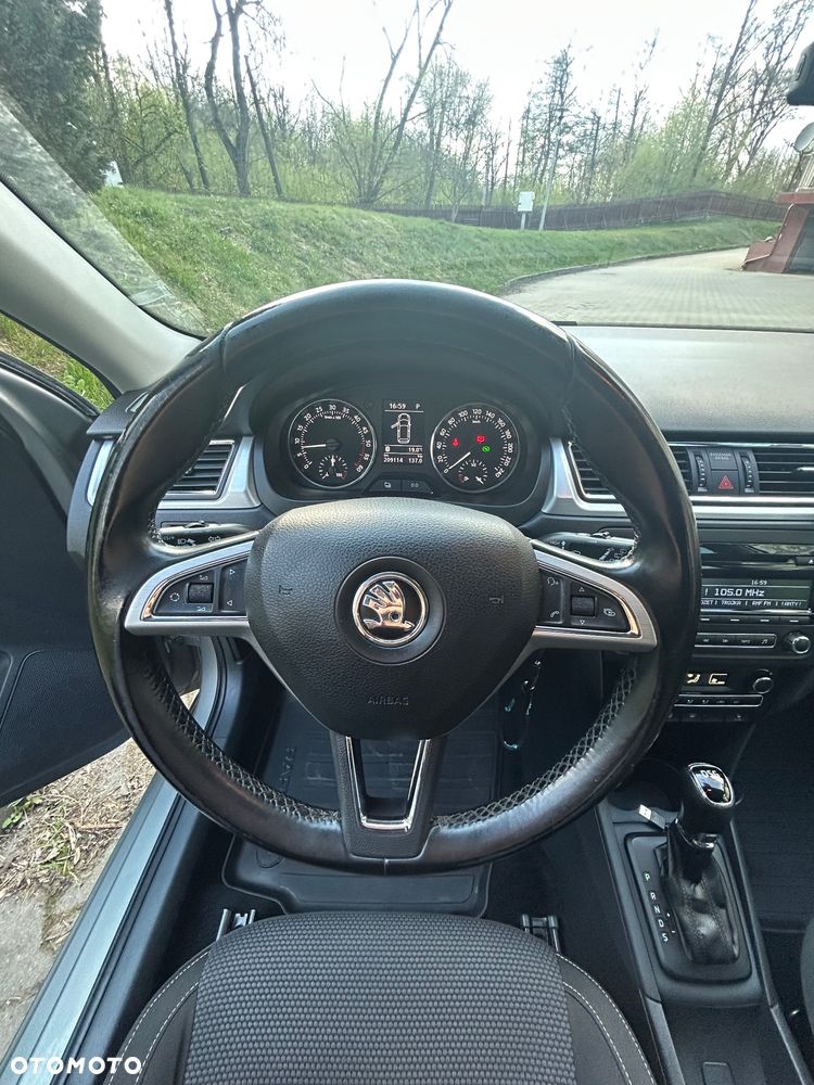 Skoda RAPID 1.6 TDI DPF Edition DSG - 17