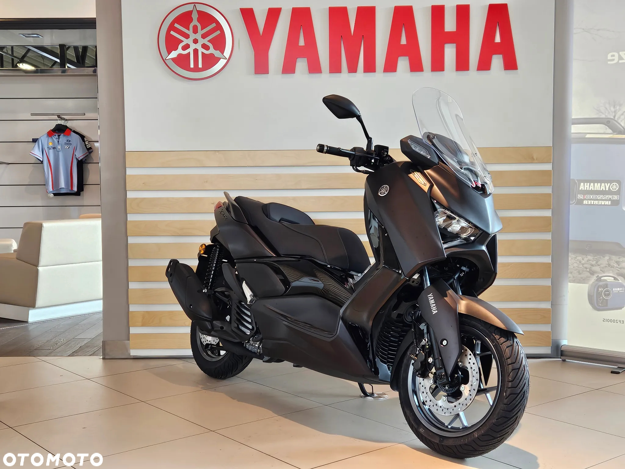 Yamaha X-max - 4