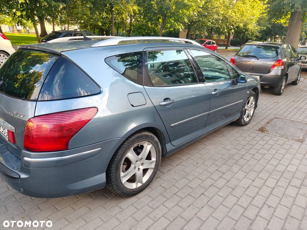 Peugeot 407 - 8