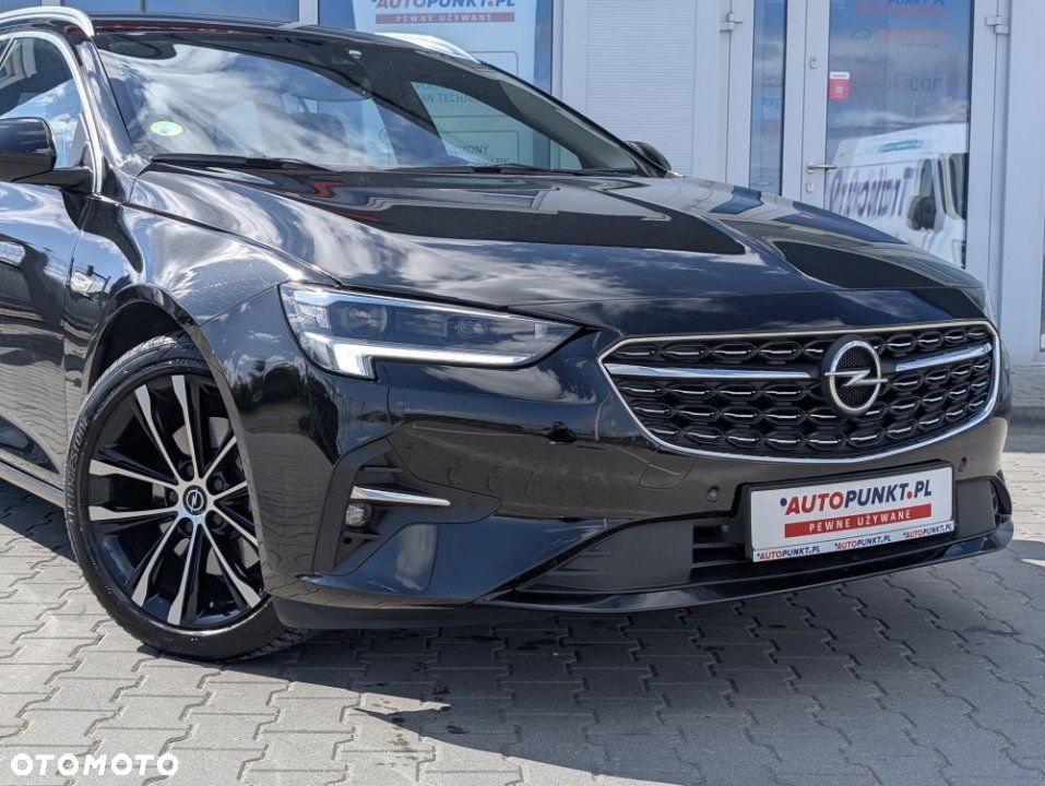 Opel Insignia - 30