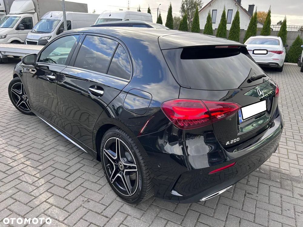 Mercedes-Benz Klasa A 200 AMG Line 7G-DCT - 3