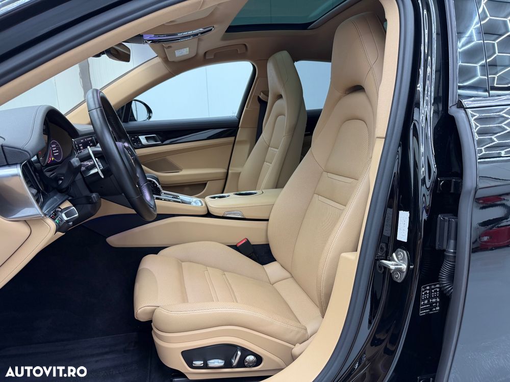 Porsche Panamera 4 Executive - 14