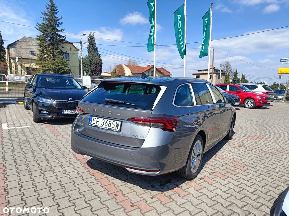 Skoda Octavia 1.5 TSI mHEV Drive Selection DSG - 5
