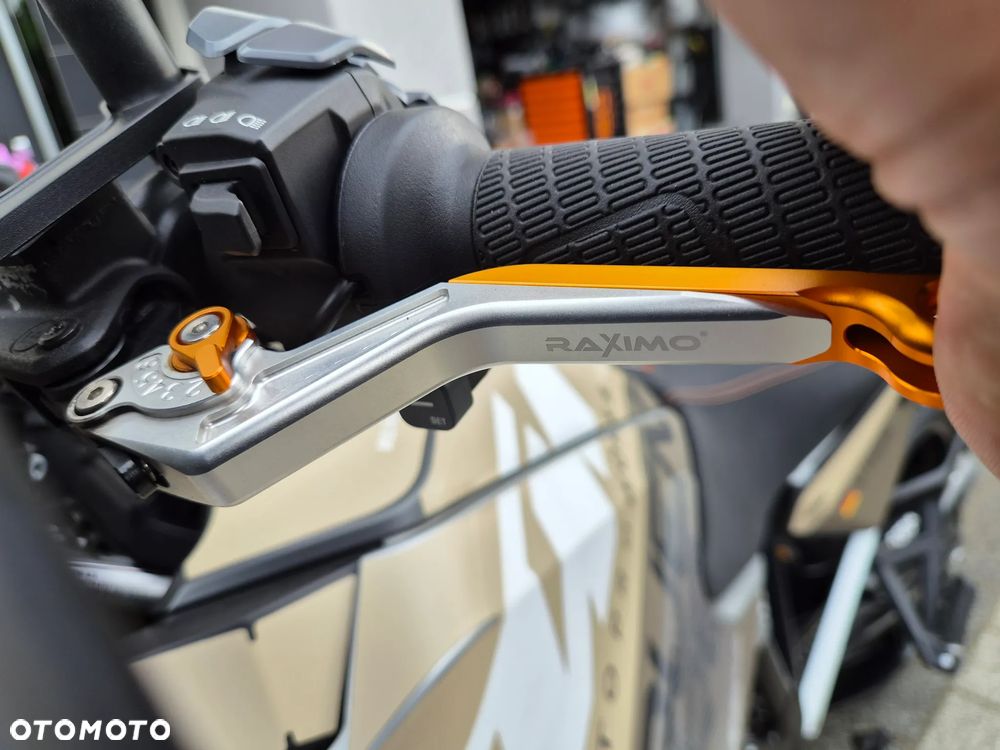 KTM Super Adventure - 30