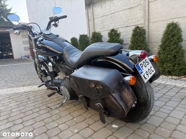 Harley-Davidson Dyna Street Bob - 4