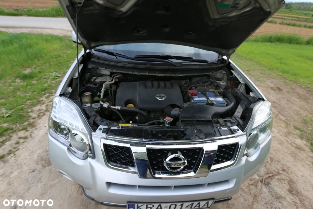 Nissan X-Trail 2.0 dCi 4x4 DPF XE - 2