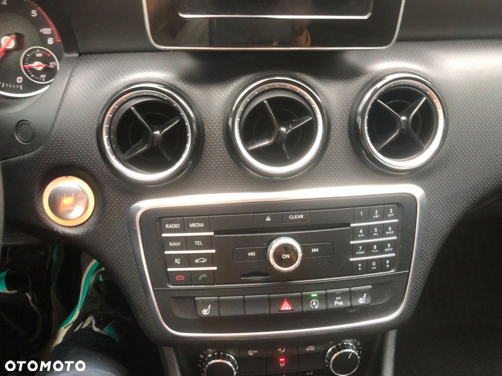 Mercedes-Benz Klasa A 180 d Activity Edition - 14