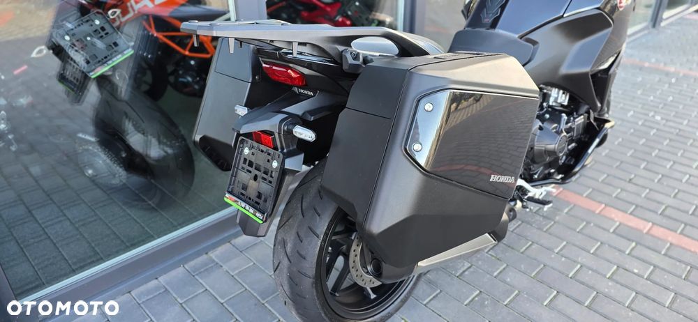 Honda NT - 23