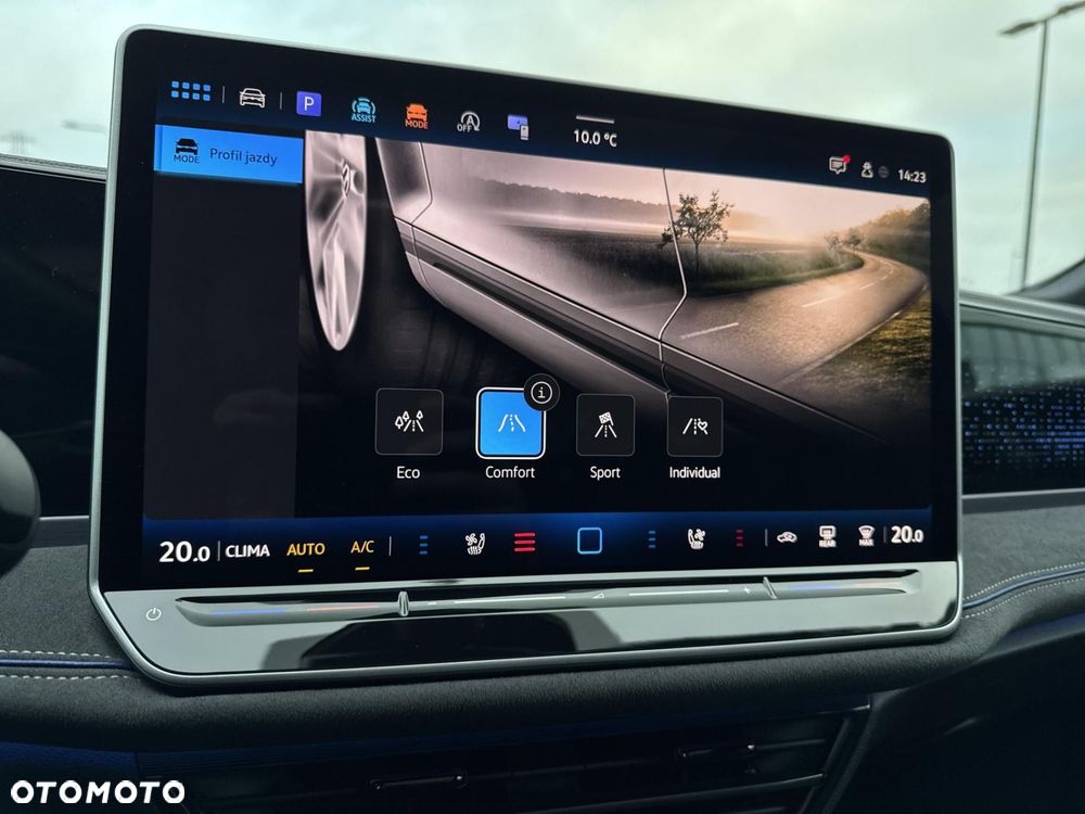 Volkswagen Passat - 18