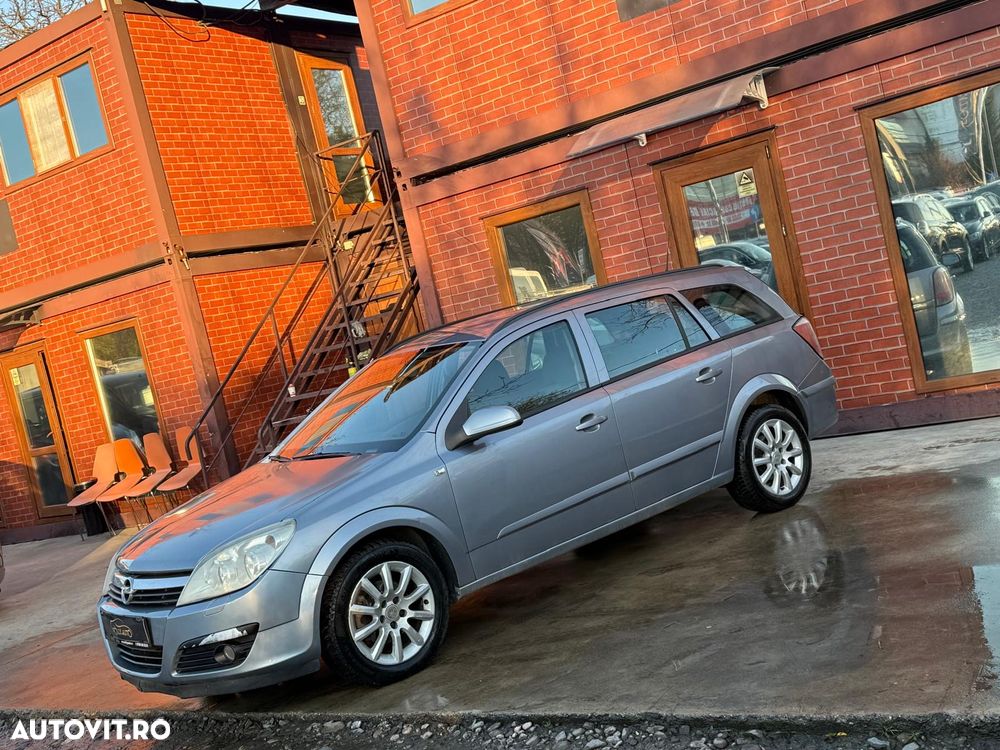 Opel Astra 1.7 CDTI Caravan - 24