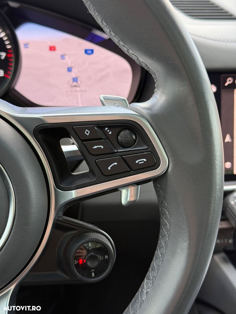 Porsche Cayenne E-Hybrid - 28