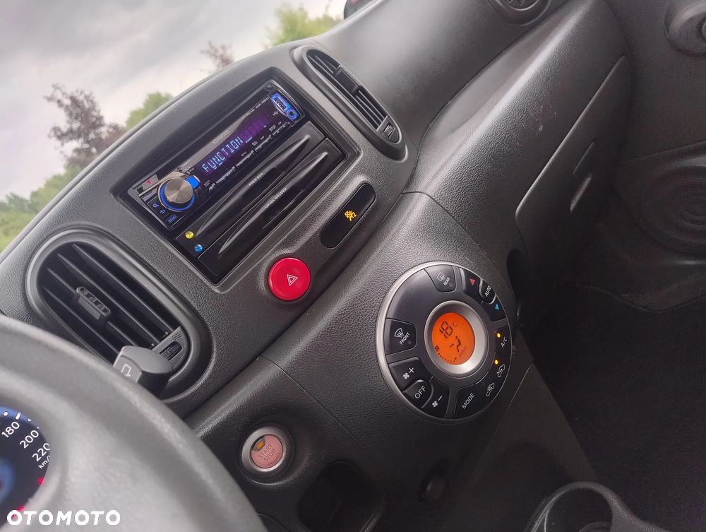 Nissan Cube - 18