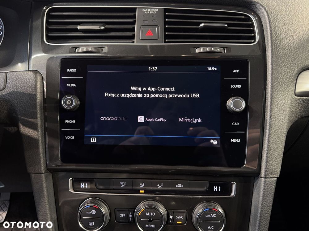 Volkswagen Golf Variant - 21