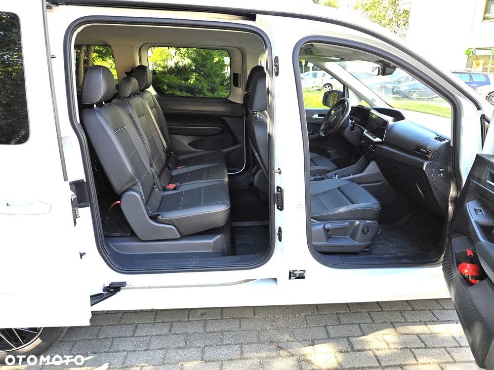 Ford Tourneo Connect Grand - 5