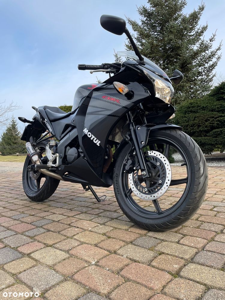 Honda CBR - 1