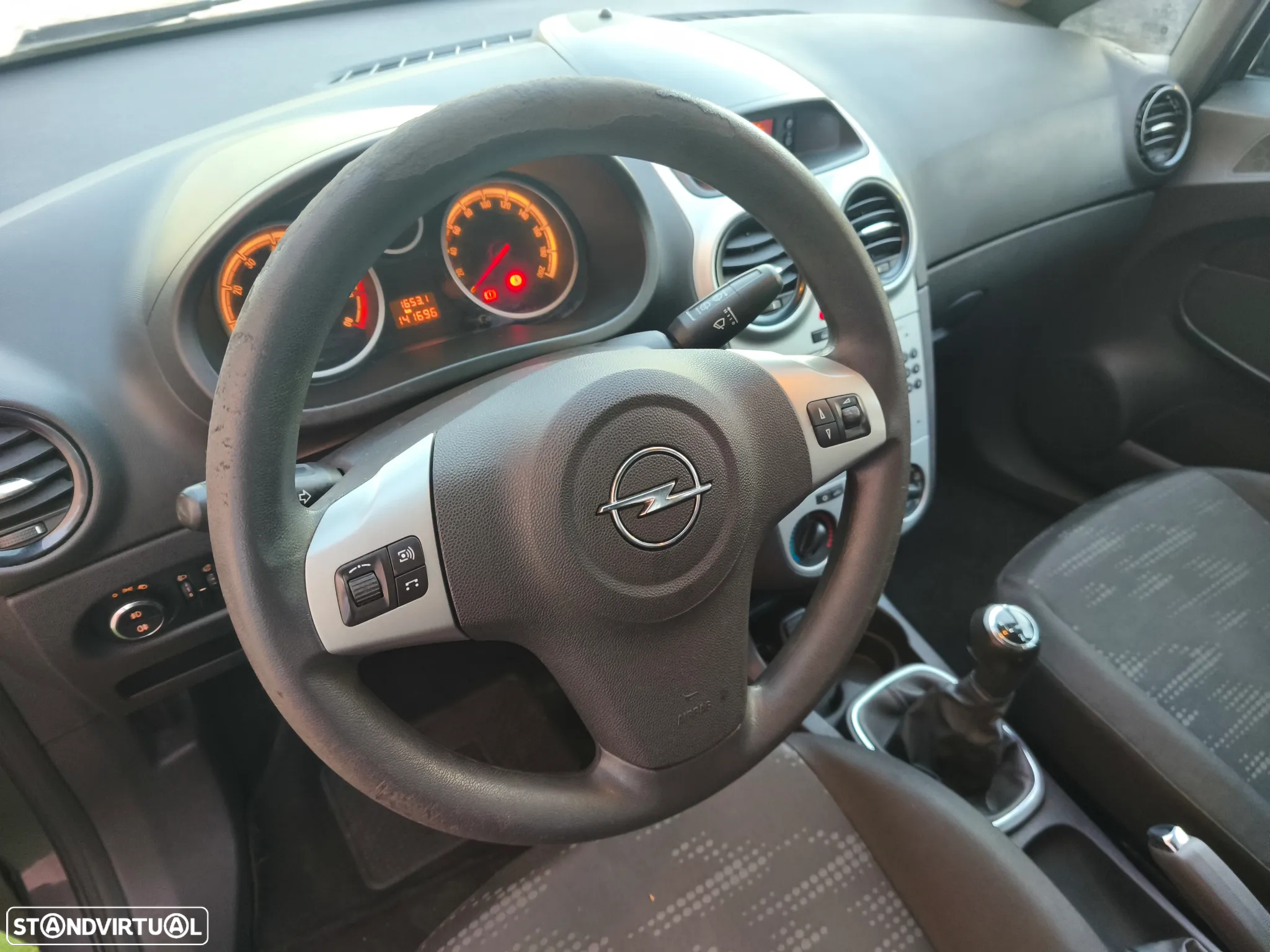 Opel Corsa 1.2 Enjoy - 13