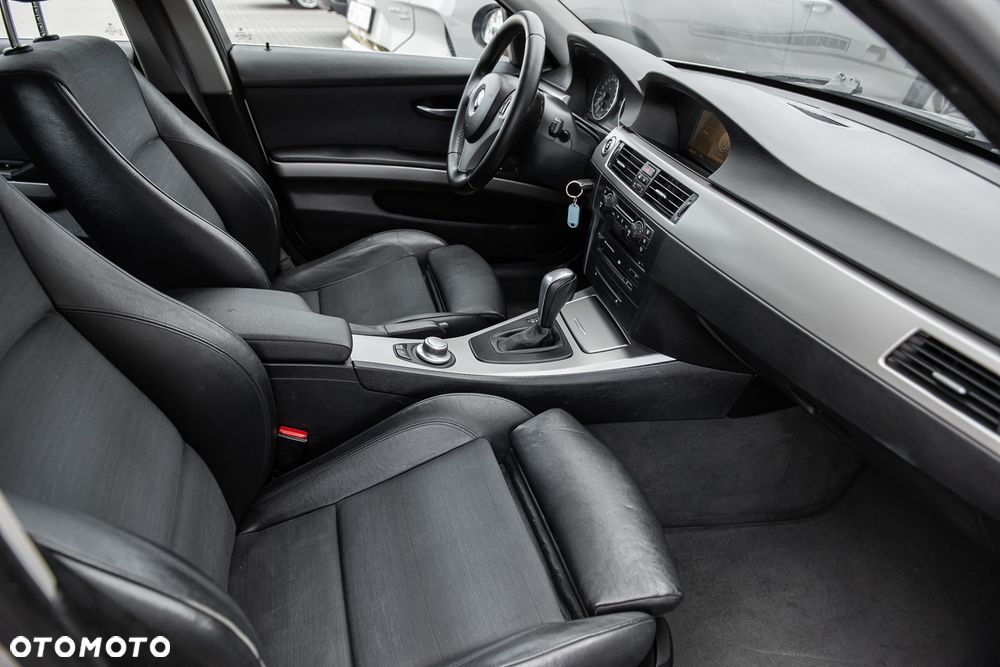 BMW Seria 3 - 22