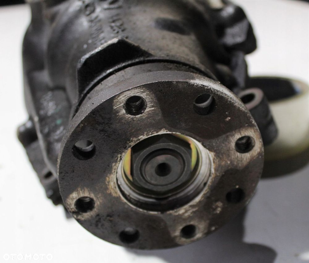 MOST DYFER BMW X3 E83 M54B25 3.91 7523650 - 4