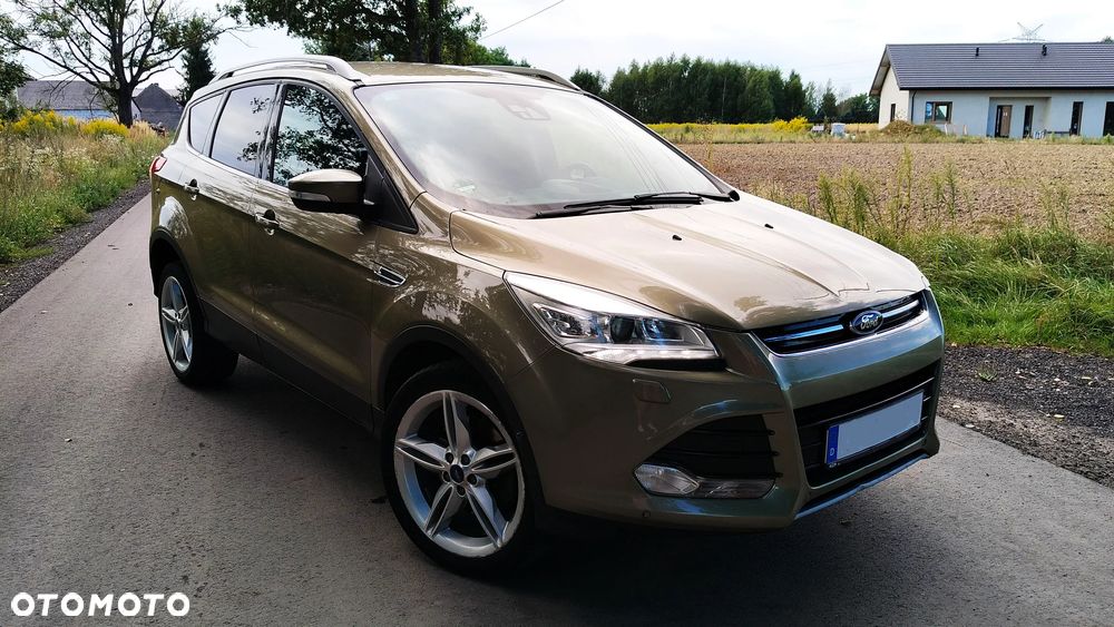 Ford Kuga 2.0 TDCi 4x4 Titanium - 4