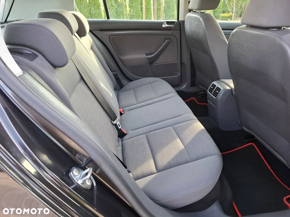 Volkswagen Golf 1.6 Sportline - 37