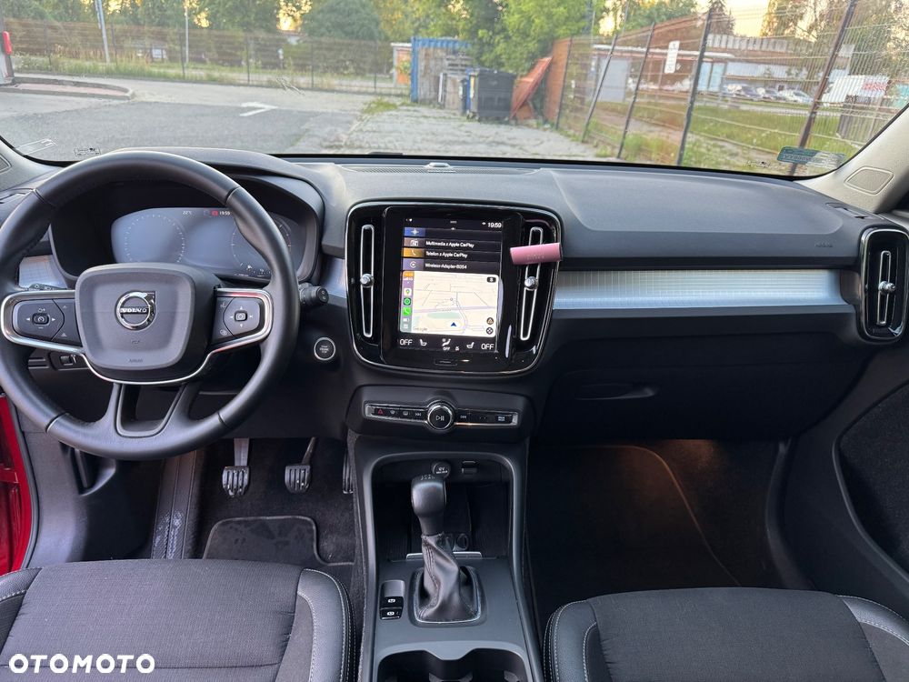 Volvo XC 40 D3 AWD Momentum Pro - 10