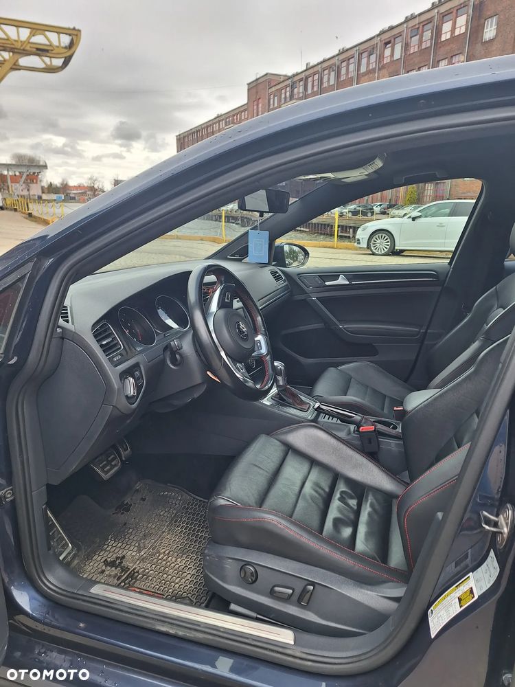 Volkswagen Golf GTI 2.0 TSI OPF DSG Performance - 11