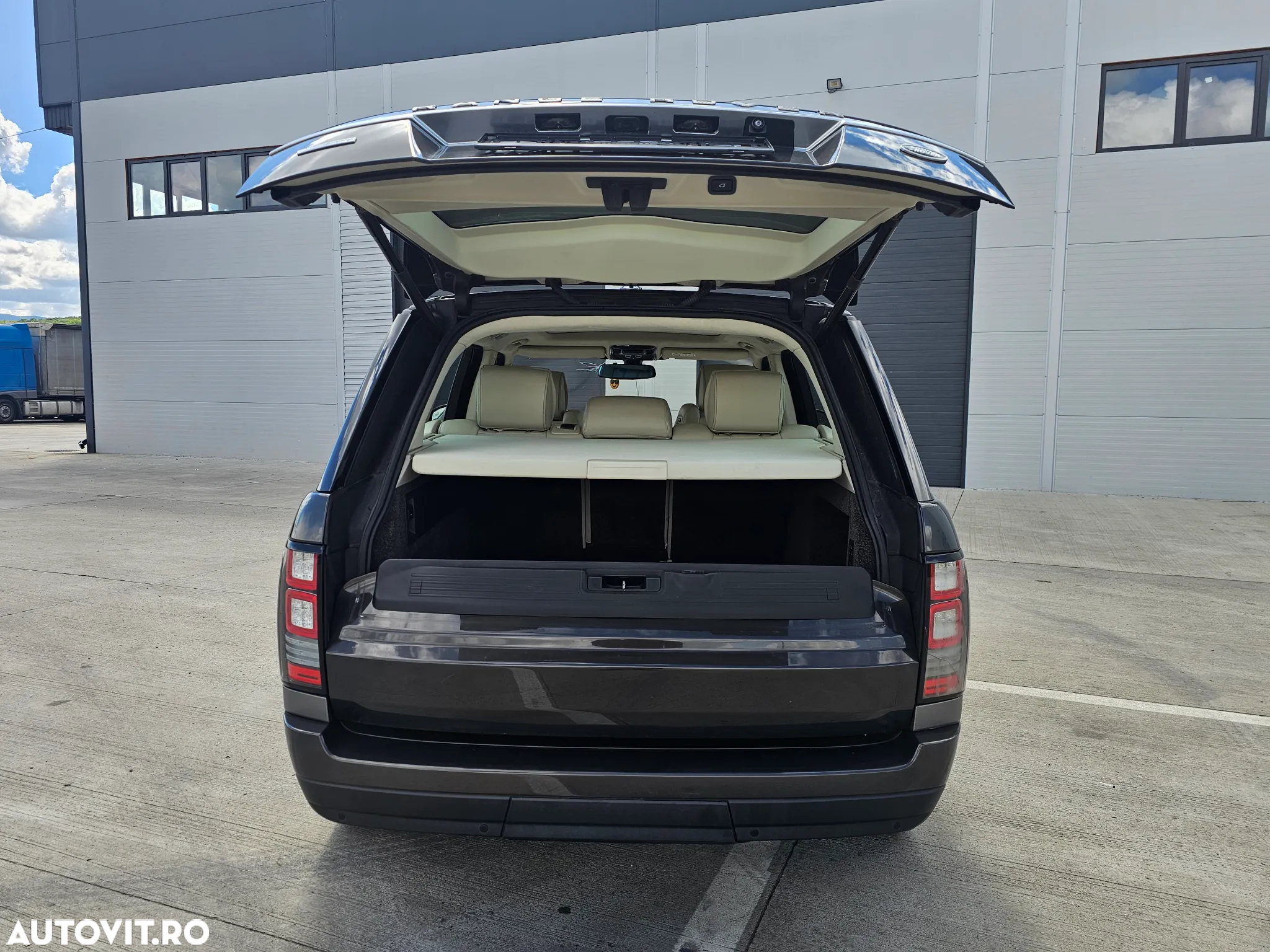 Land Rover Range Rover 3.0 I TDV6 Autobiography - 9