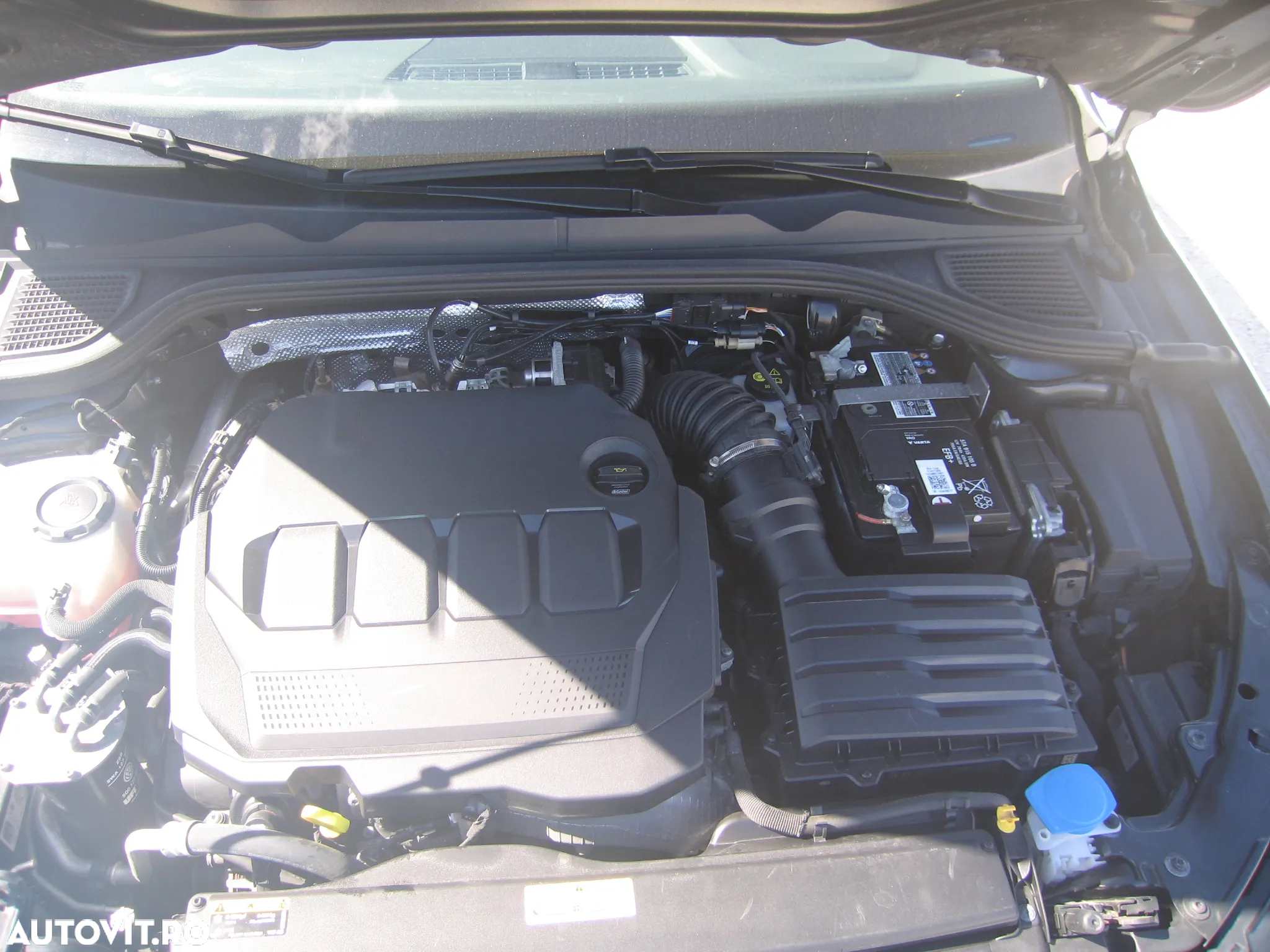 Volkswagen Golf 2.0 TDI DSG Highline - 26