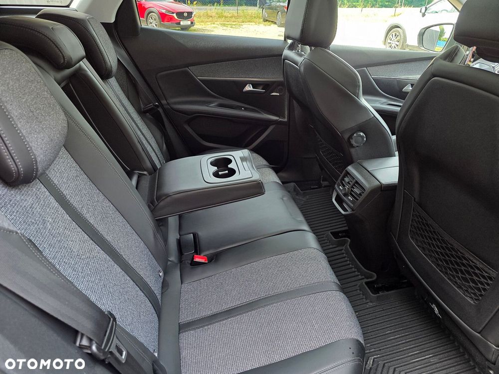 Peugeot 3008 - 19